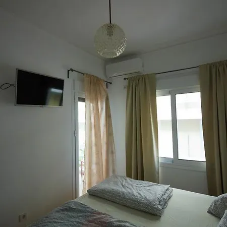 Pein 5 Apartamento Loutráki
