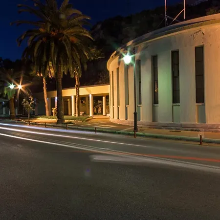 Pein 5 * Loutraki (Corinthia)